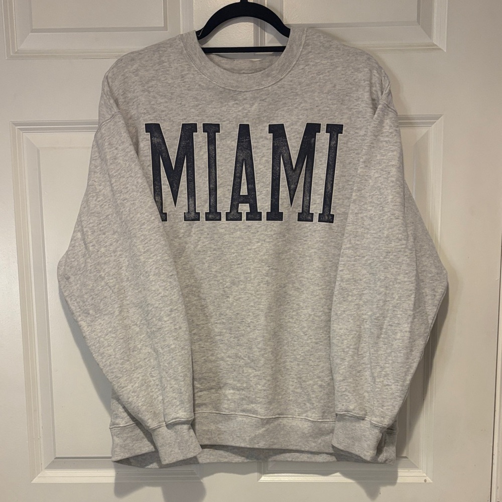 Hollister crewneck